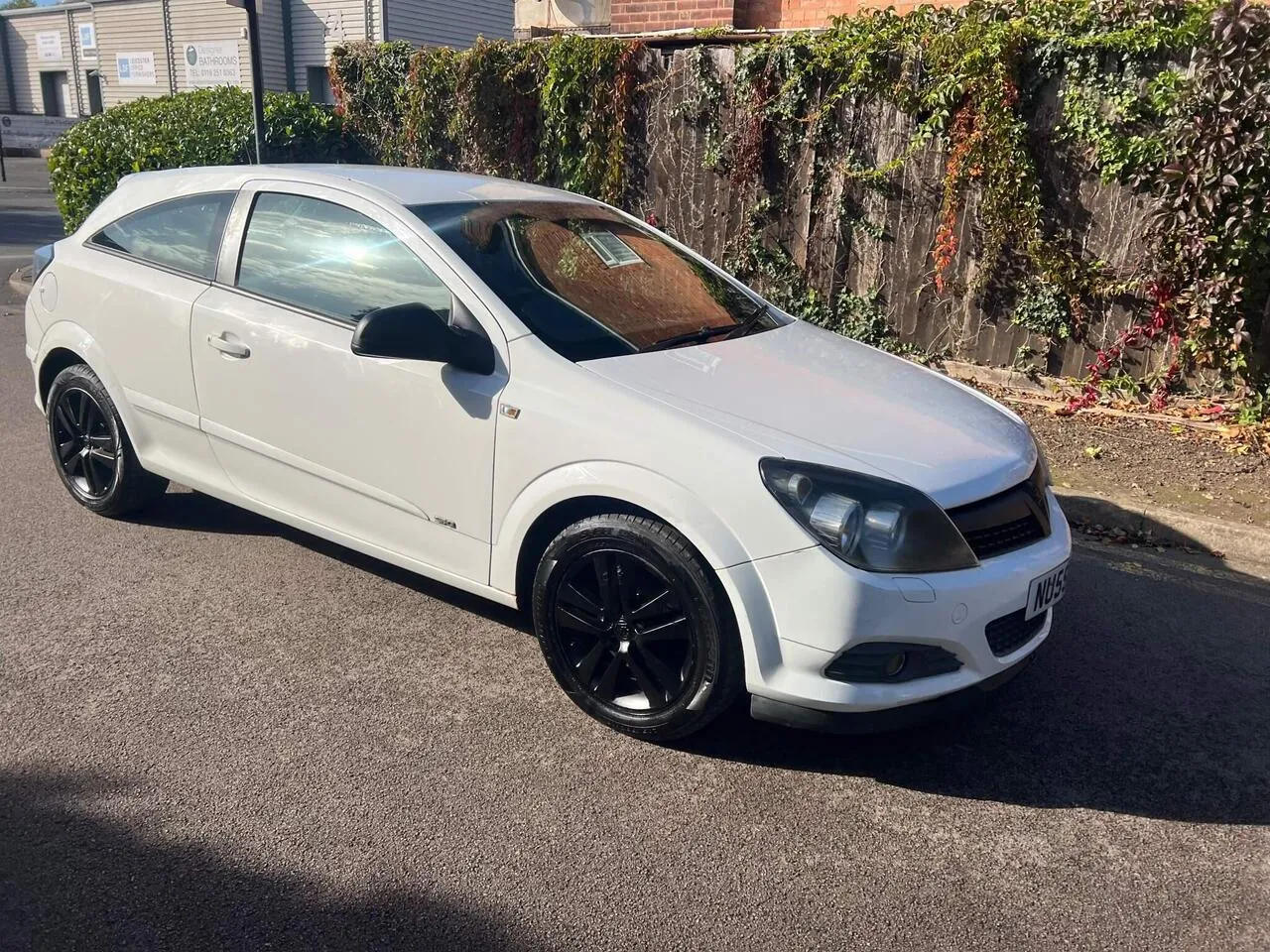 Vauxhall Astra 2009 photo 4