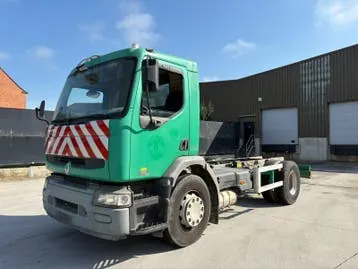 Renault Premium