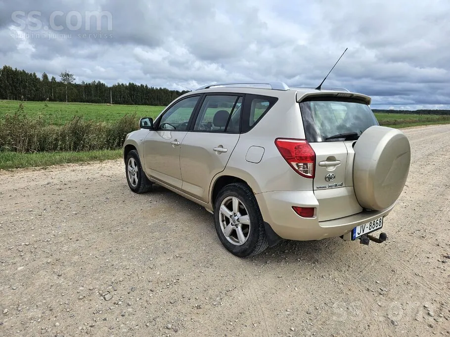 Toyota Rav4 2007 photo 3