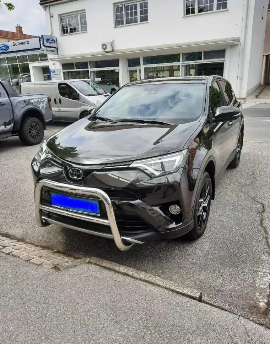Toyota Rav4 2017 photo 3