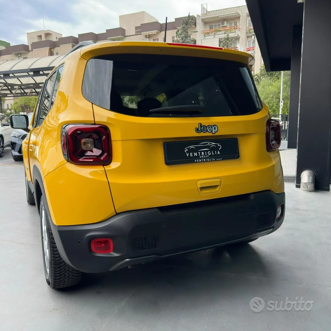 Jeep Renegade 2024 photo 3