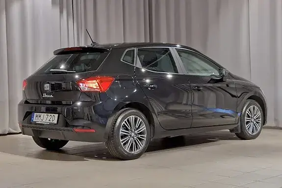 Seat Ibiza 2022 photo 4