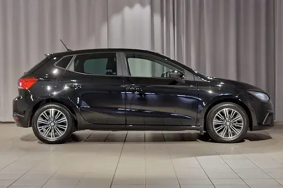 Seat Ibiza 2022 photo 3