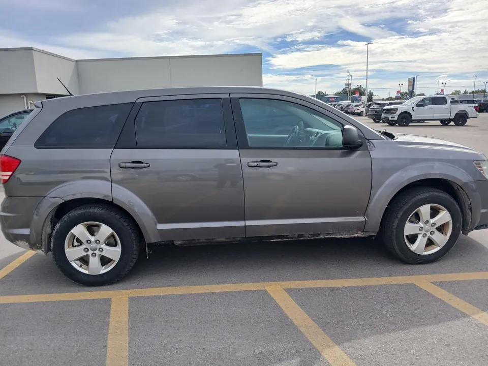 Dodge Journey 2013 photo 2