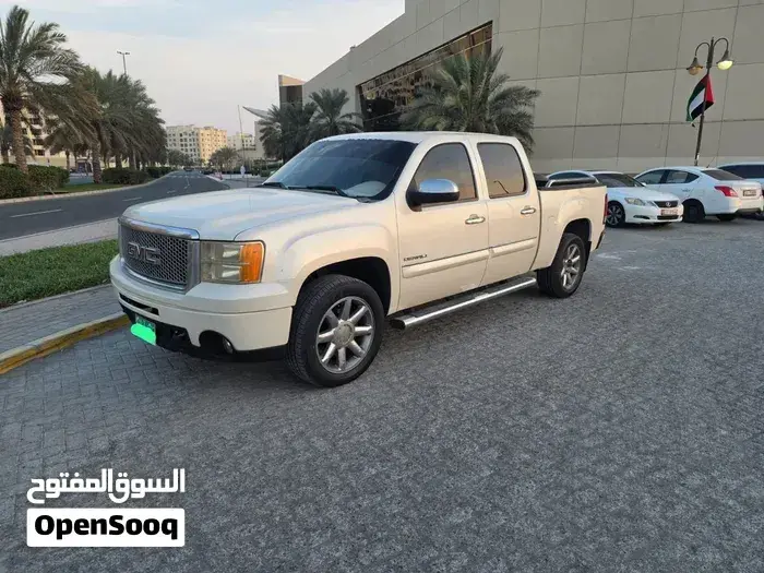 GMC Sierra