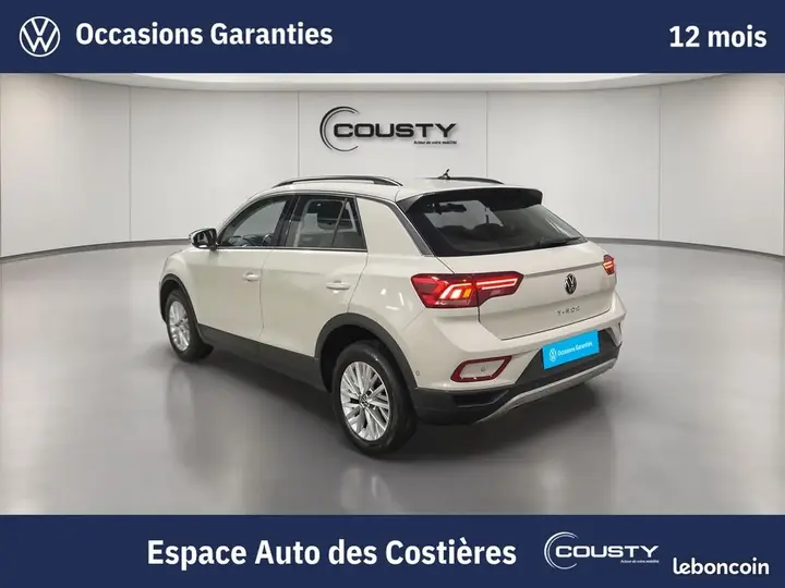 Volkswagen T-Roc 2023 photo 3