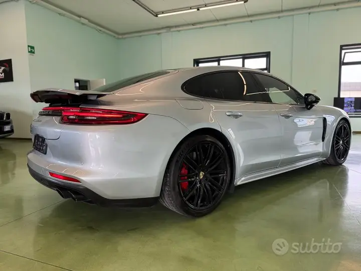 Porsche Panamera 2017 photo 5