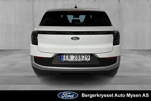 Ford Explorer 2026 photo 5