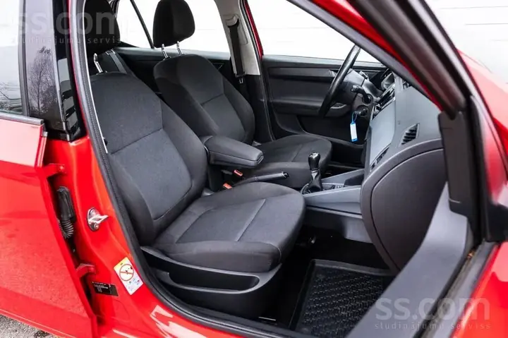 Skoda Fabia 2019 photo 5
