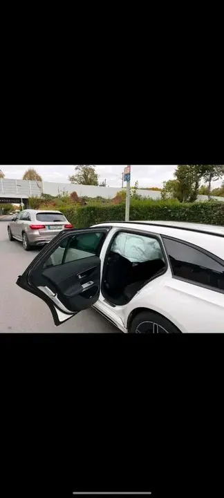 Mercedes-Benz E 220 D