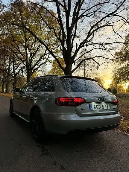 Audi A4 2009 photo 4