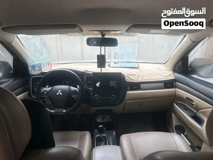 Mitsubishi Outlander 2015 photo 4