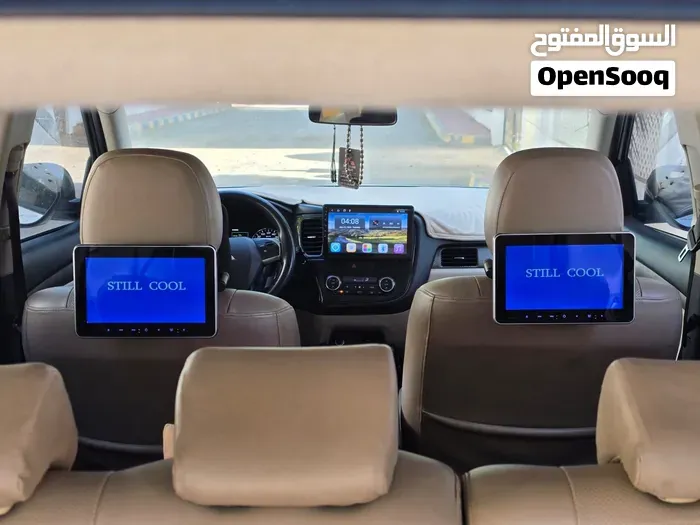 Mitsubishi Outlander 2015 photo 2