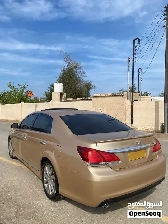 Toyota Avalon 2012 photo 2