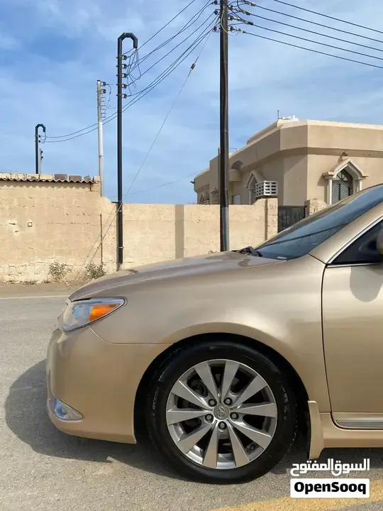 Toyota Avalon 2012 photo 3