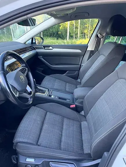 Volkswagen Passat 2021 photo 5