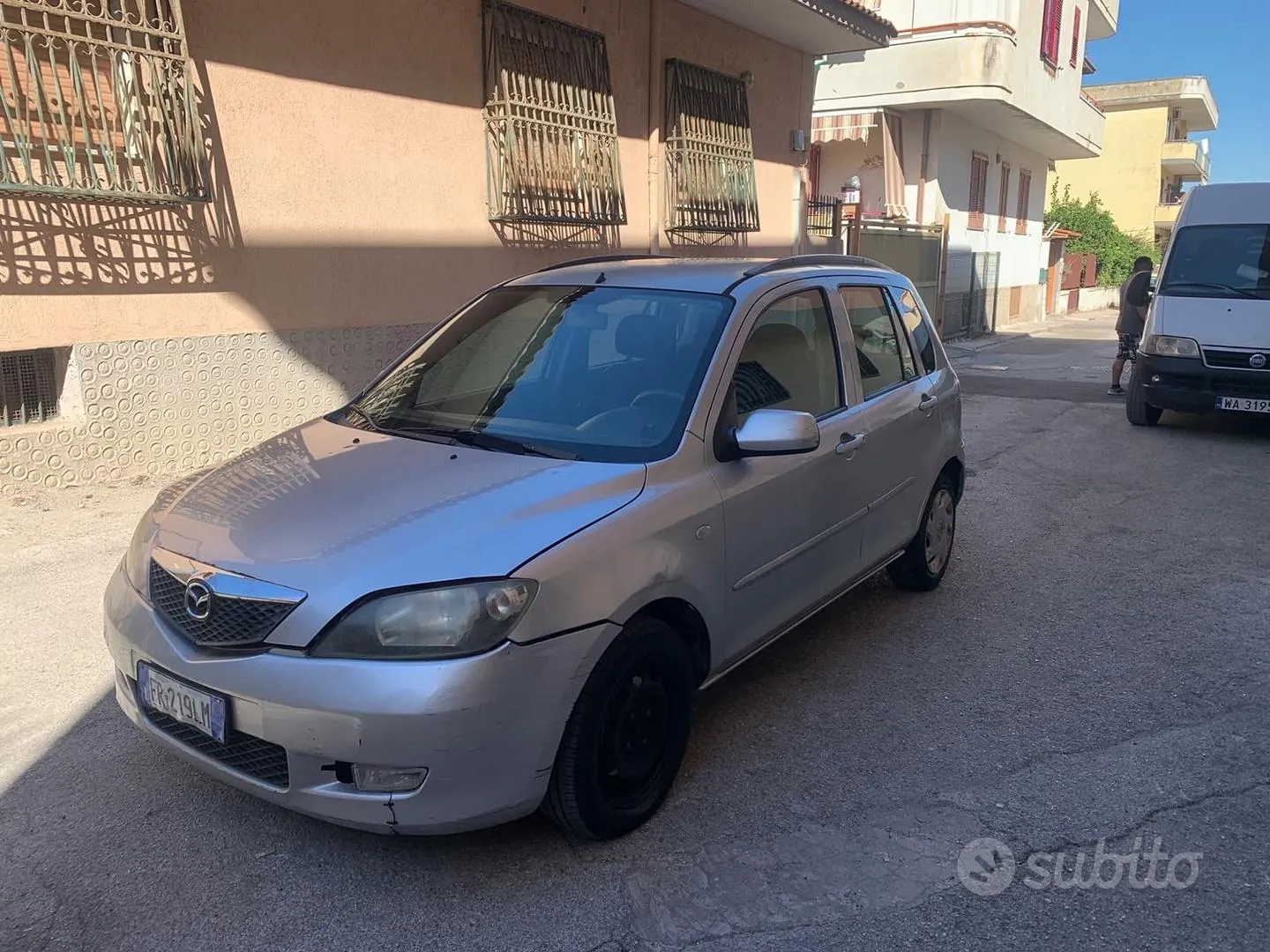 Mazda Mazda2 2006 photo 2