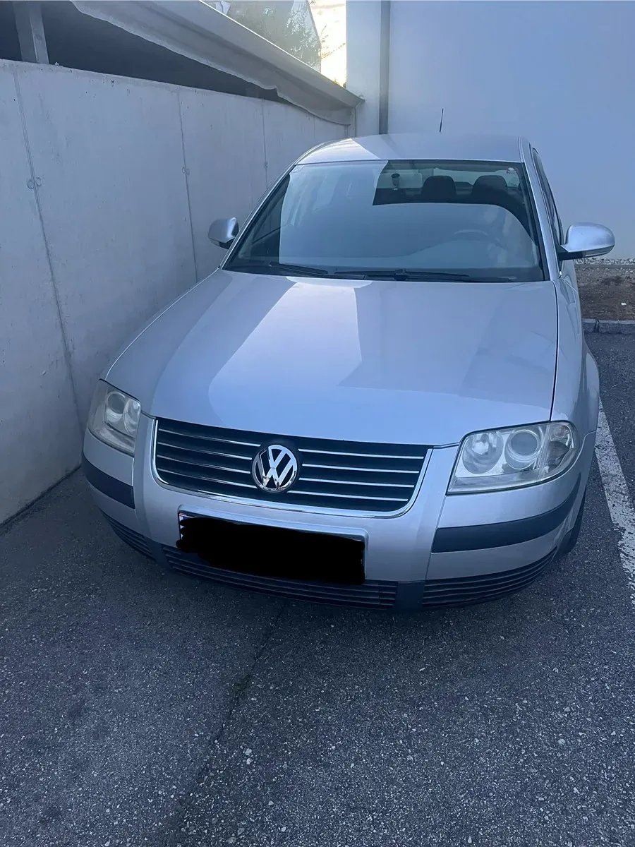 Volkswagen Passat 2005 photo 2
