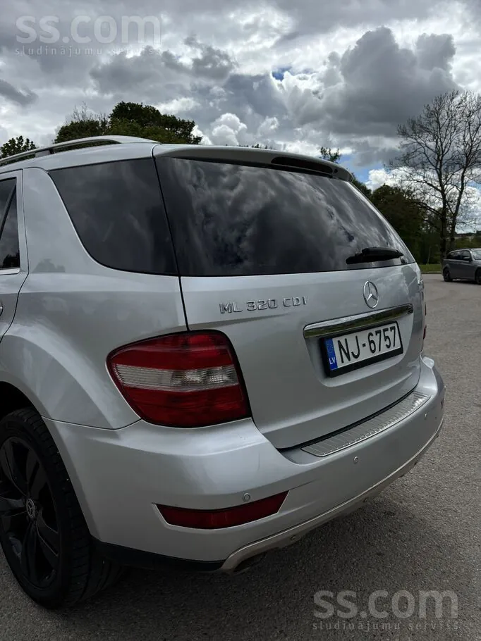 Mercedes-Benz Ml Class 2009 photo 5