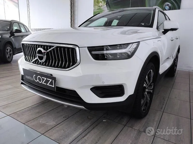 Volvo Xc40 2022 photo 2