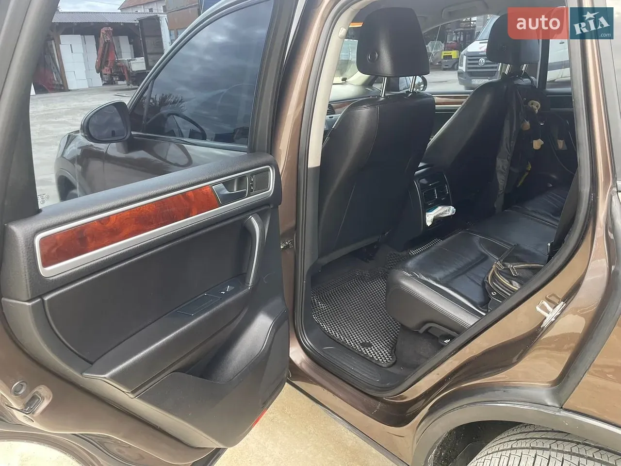 Volkswagen Touareg 2011 photo 4
