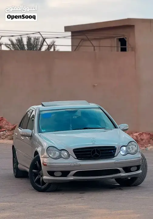 Mercedes-Benz C-Class 2006 photo 4