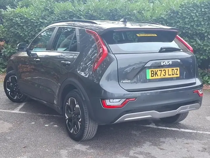 Kia Niro 2023 photo 2