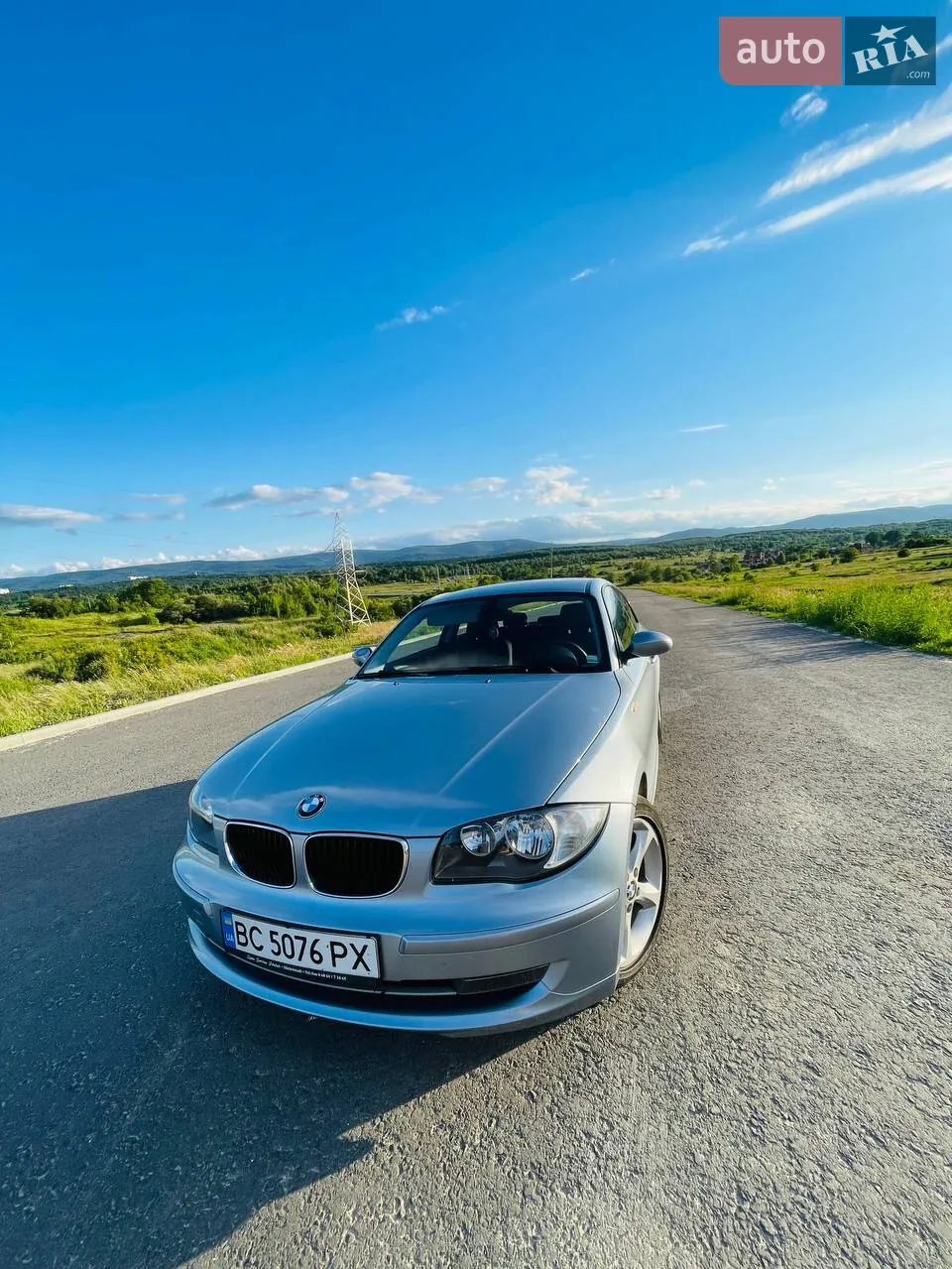 BMW 1 Series 2009 photo 2