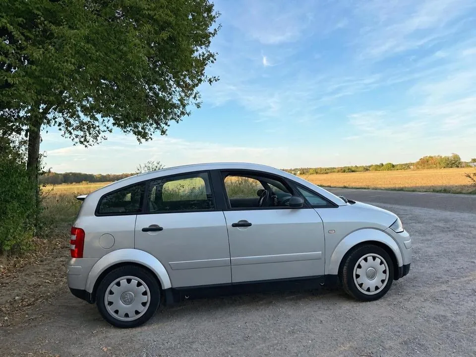Audi A2