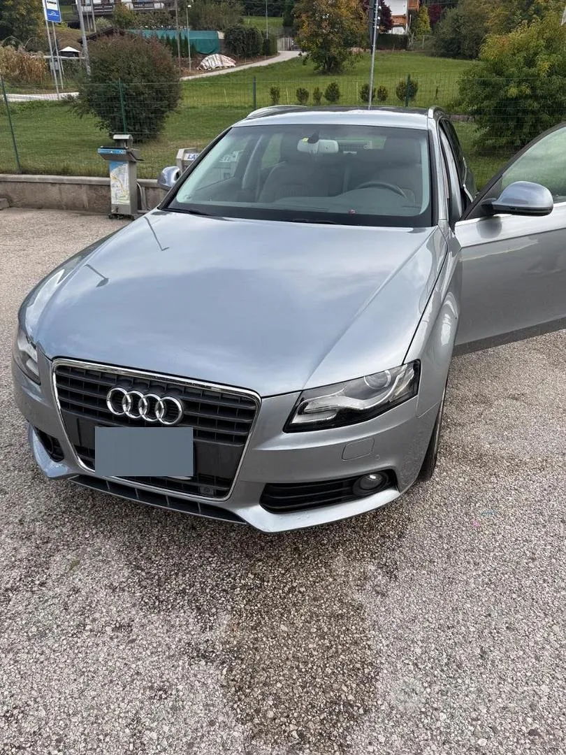 Audi A4 2009 photo 3