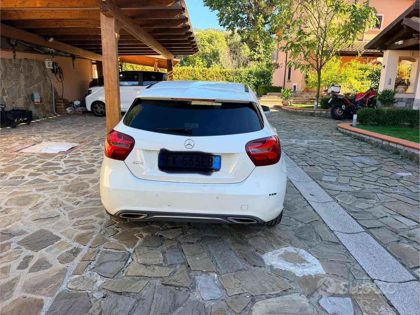 Mercedes-Benz A-Class 2017 photo 4