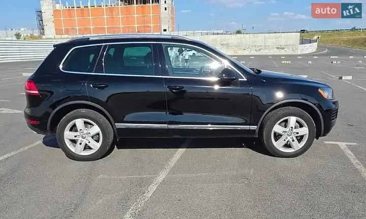 Volkswagen Touareg 2014 photo 2