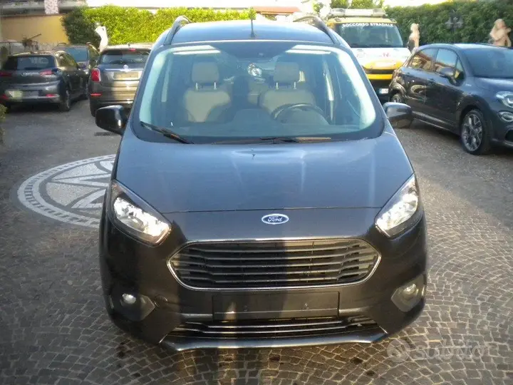 Ford Tourneo Courier 2019 photo 2