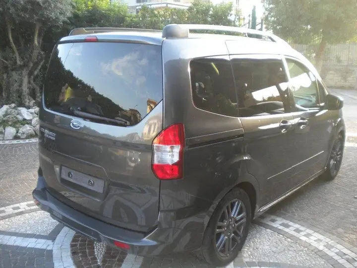 Ford Tourneo Courier 2019 photo 5