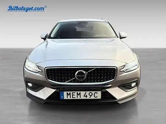 Volvo V60 Cross Country 2023 photo 3