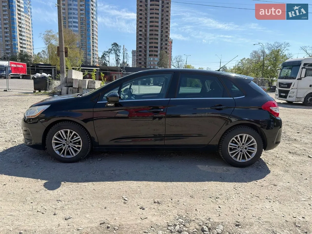 Citroen C4 2012 photo 5