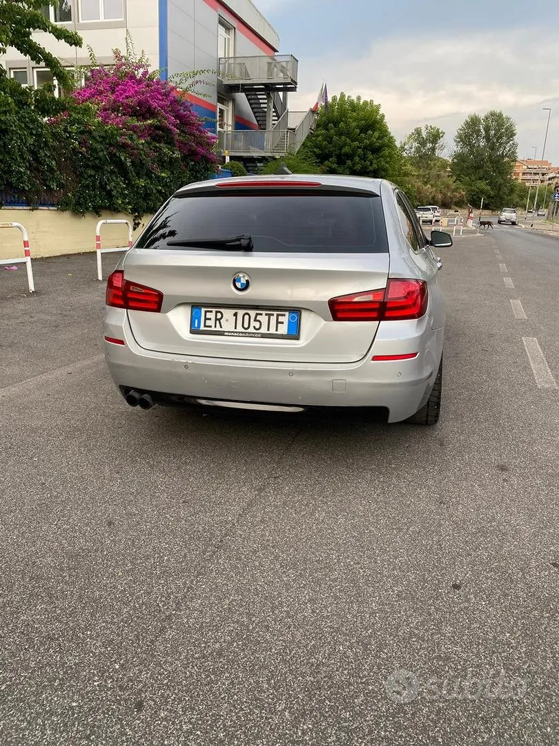 BMW 5 Series 2011 photo 3