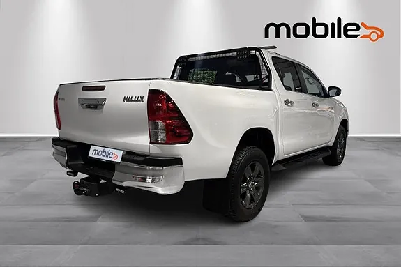 Toyota Hilux 2025 photo 3