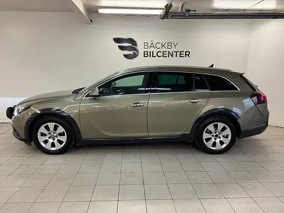 Opel Insignia Country Tourer 2015 photo 2