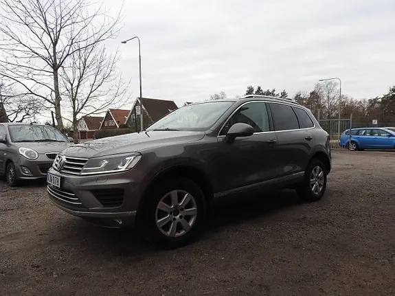 Volkswagen Touareg 2015 photo 2