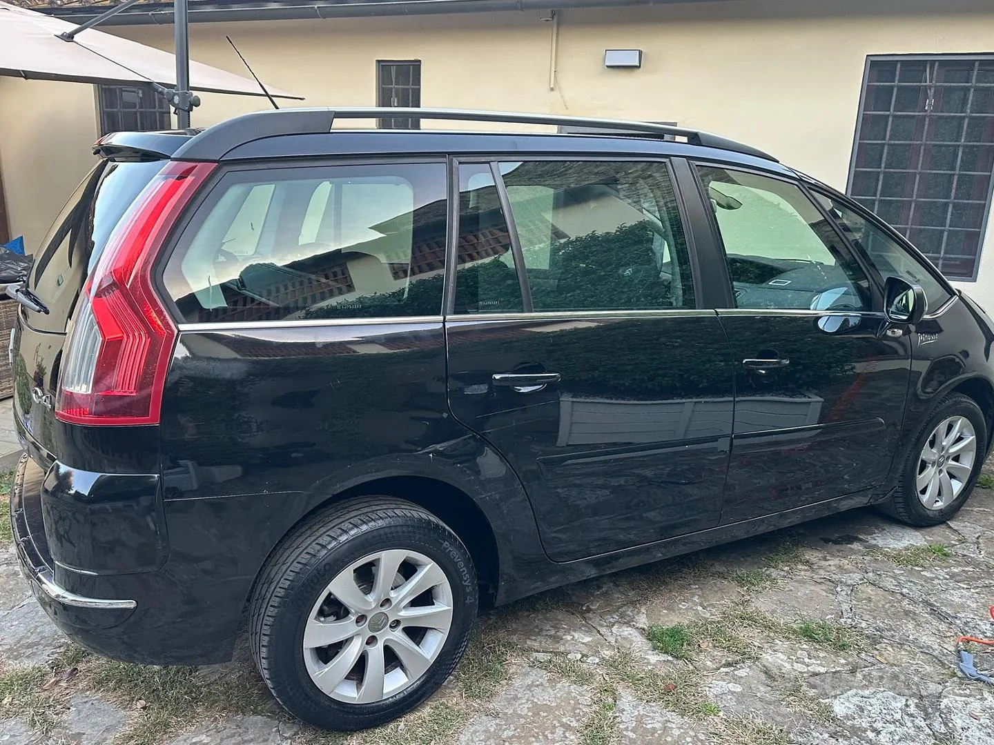 Citroen C4 Grand Picasso 2011 photo 3