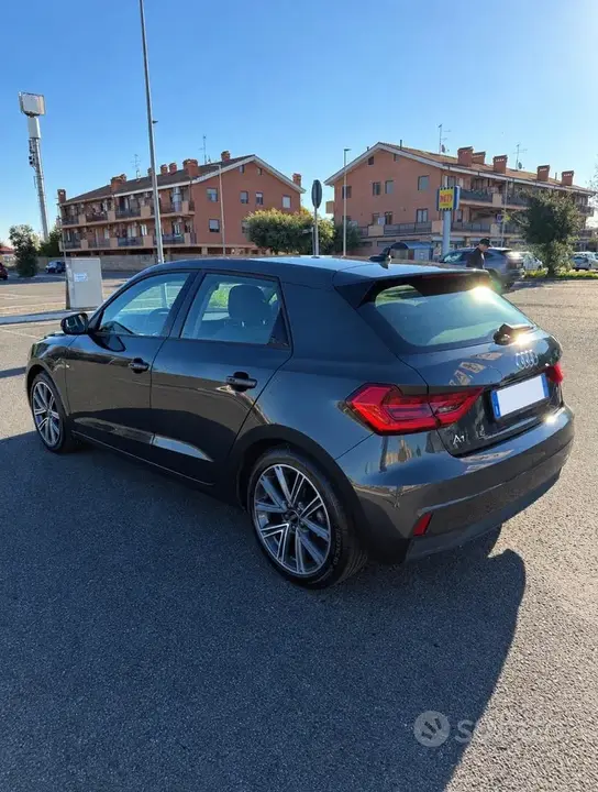 Audi A1 2023 photo 4