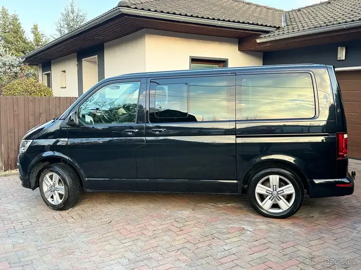 Volkswagen Multivan 2016 photo 3