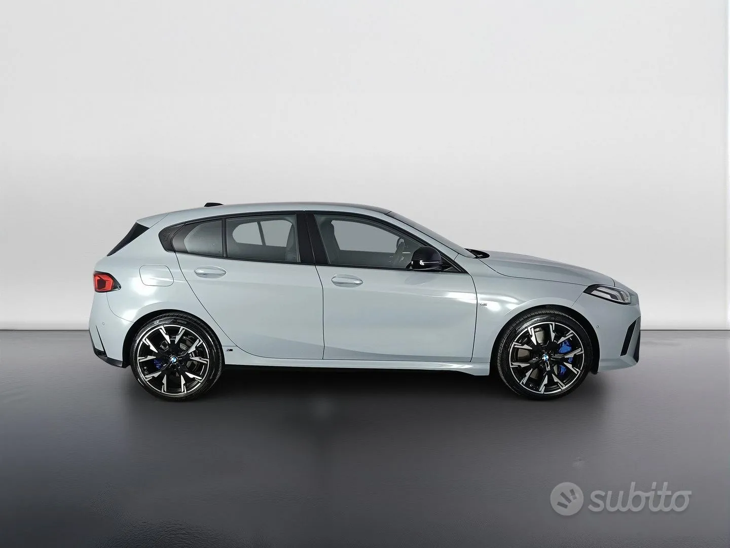 BMW 1 Series 2025 photo 3