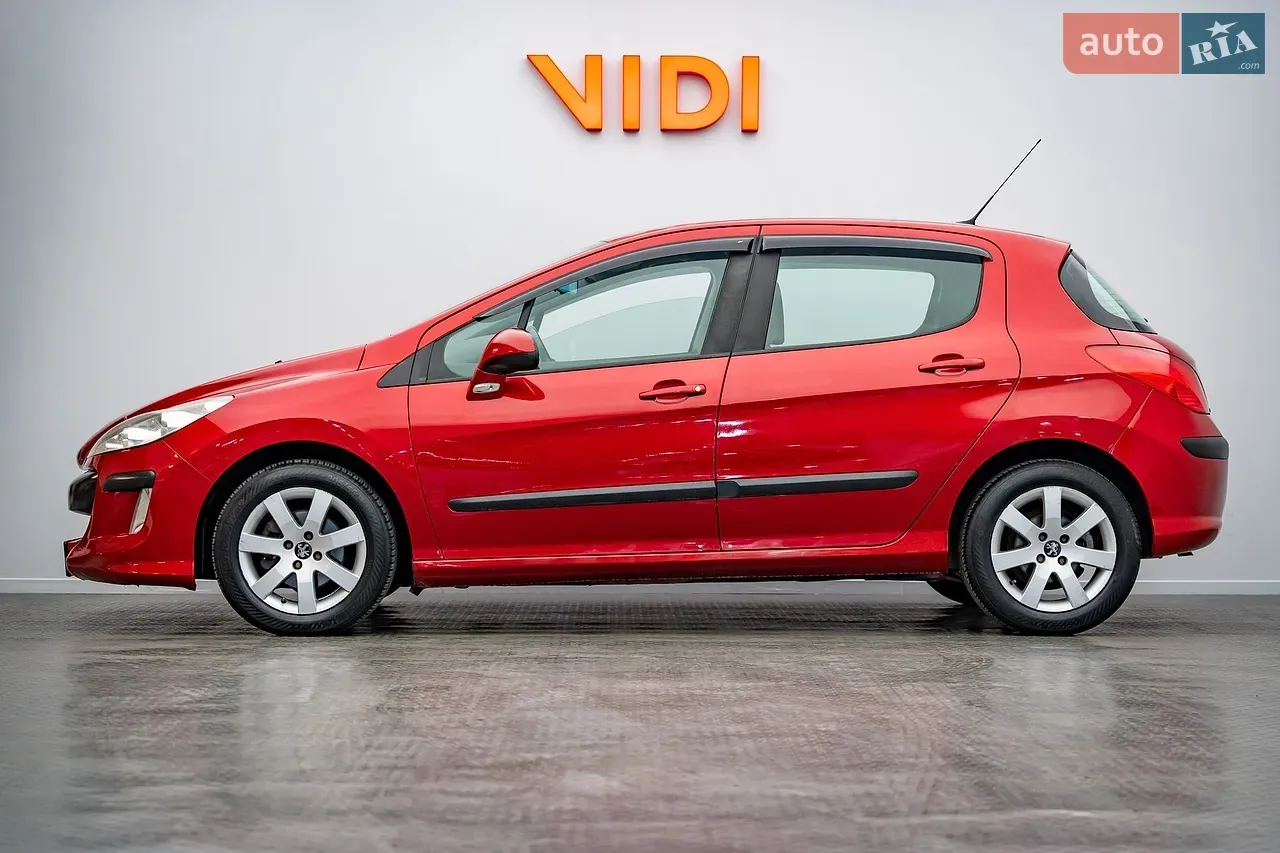 Peugeot 308 2010 photo 3