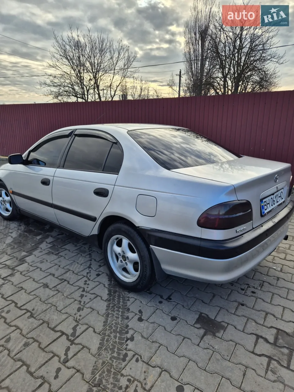Toyota Avensis 2002 photo 5