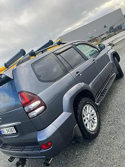 Toyota Land Cruiser 2006 photo 5