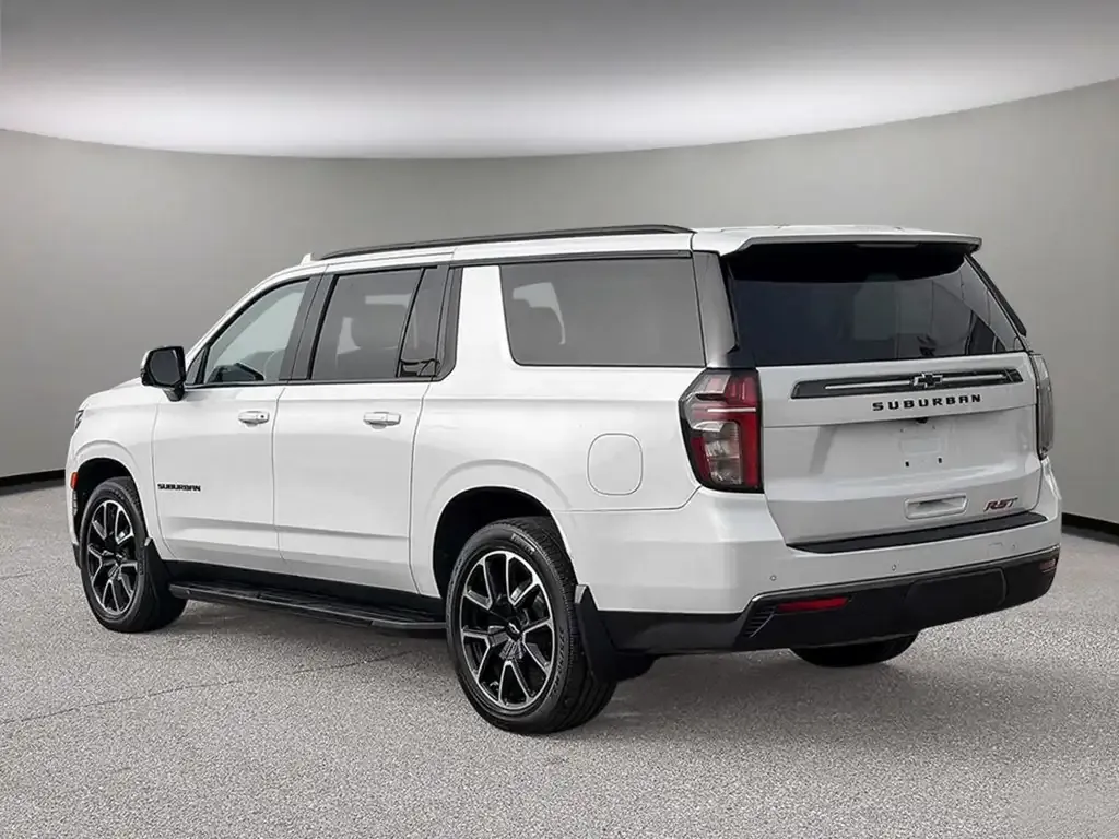 Chevrolet Suburban 2022 photo 4