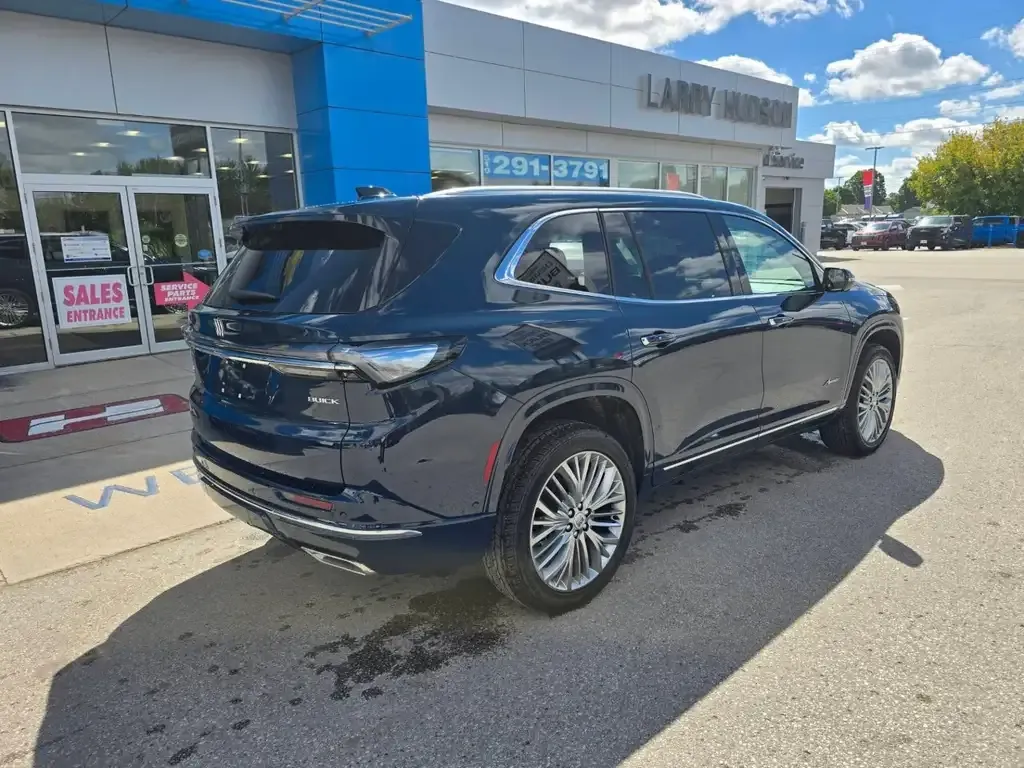 Buick Enclave 2027 photo 3