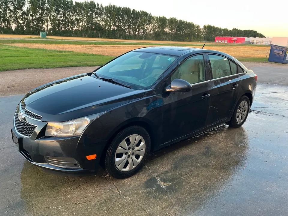 Chevrolet Cruze 2012 photo 3